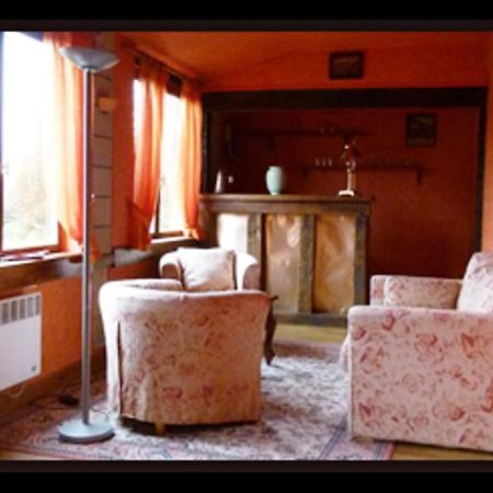 Le Val D'Aron Bed & Breakfast Cercy-la-Tour ภายนอก รูปภาพ